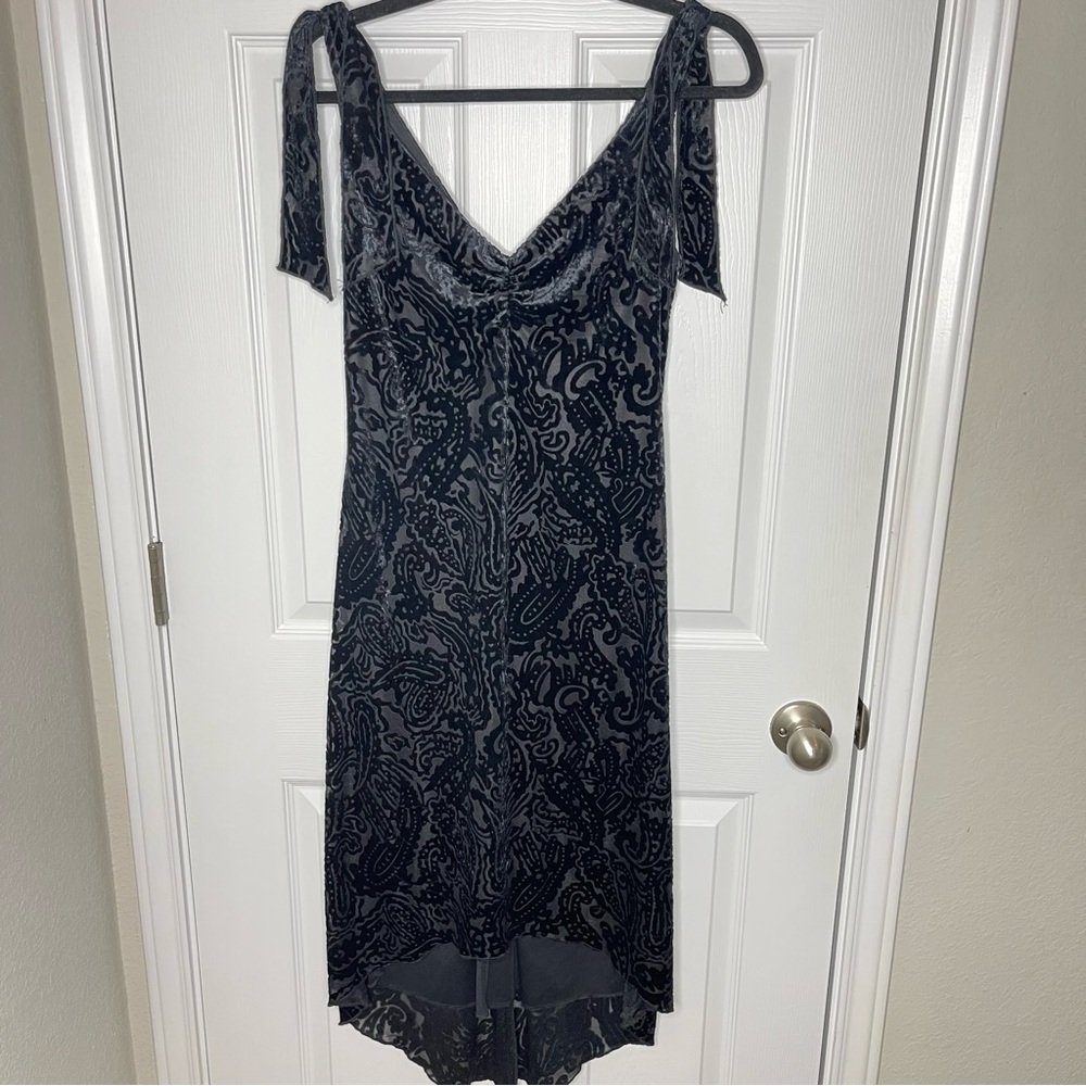 Made in USA Vintage paisley midi dress
